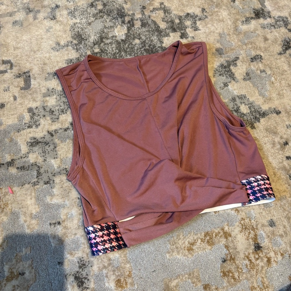 Fabletics Crop Tops - Picture 3 of 4